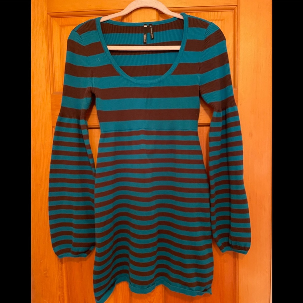 Take Out Sweater Dress / Tunic